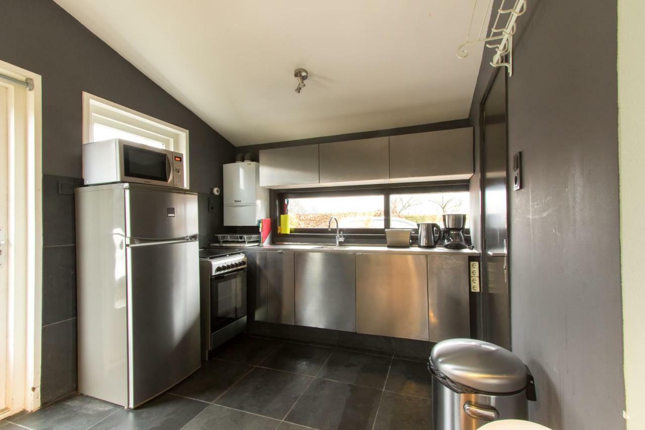 ווייספ Garden House, Private Studio Apartment With Wifi And Free Parking For 1 Car מראה חיצוני תמונה